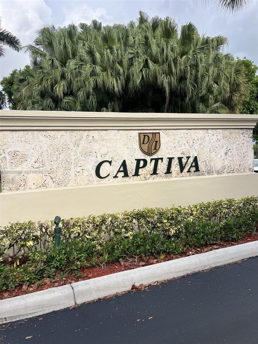 10750 NW 66th St # 401, Doral, FL 33178 photo 2