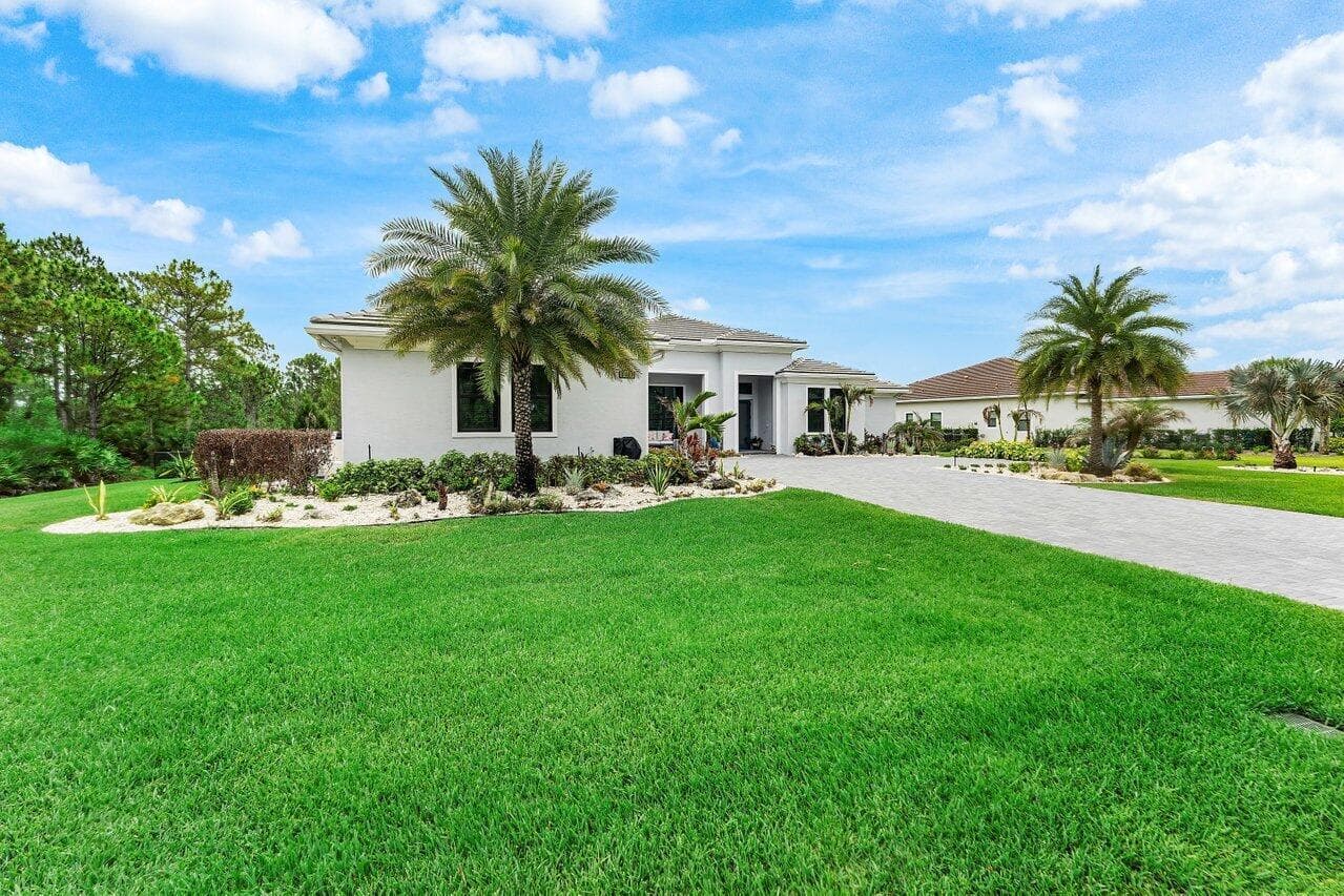 2893 SW Goldenglow Drive, Palm City, FL 34990 photo 3
