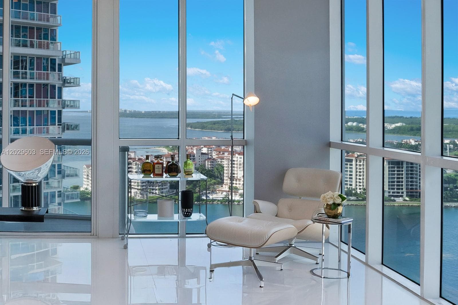 50 S Pointe Dr # 2903, Miami Beach, FL 33139 photo 3