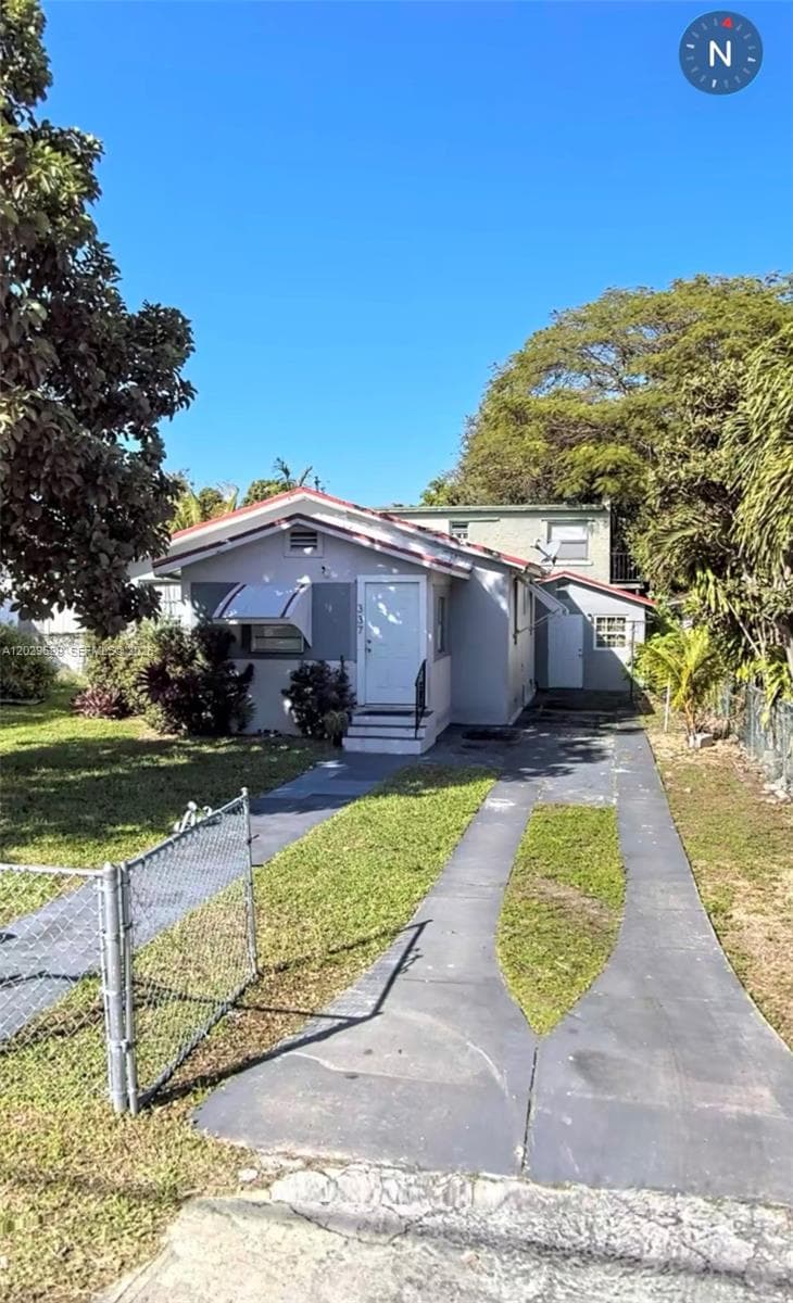 337 NE 56th St, Miami, FL 33137 photo 2