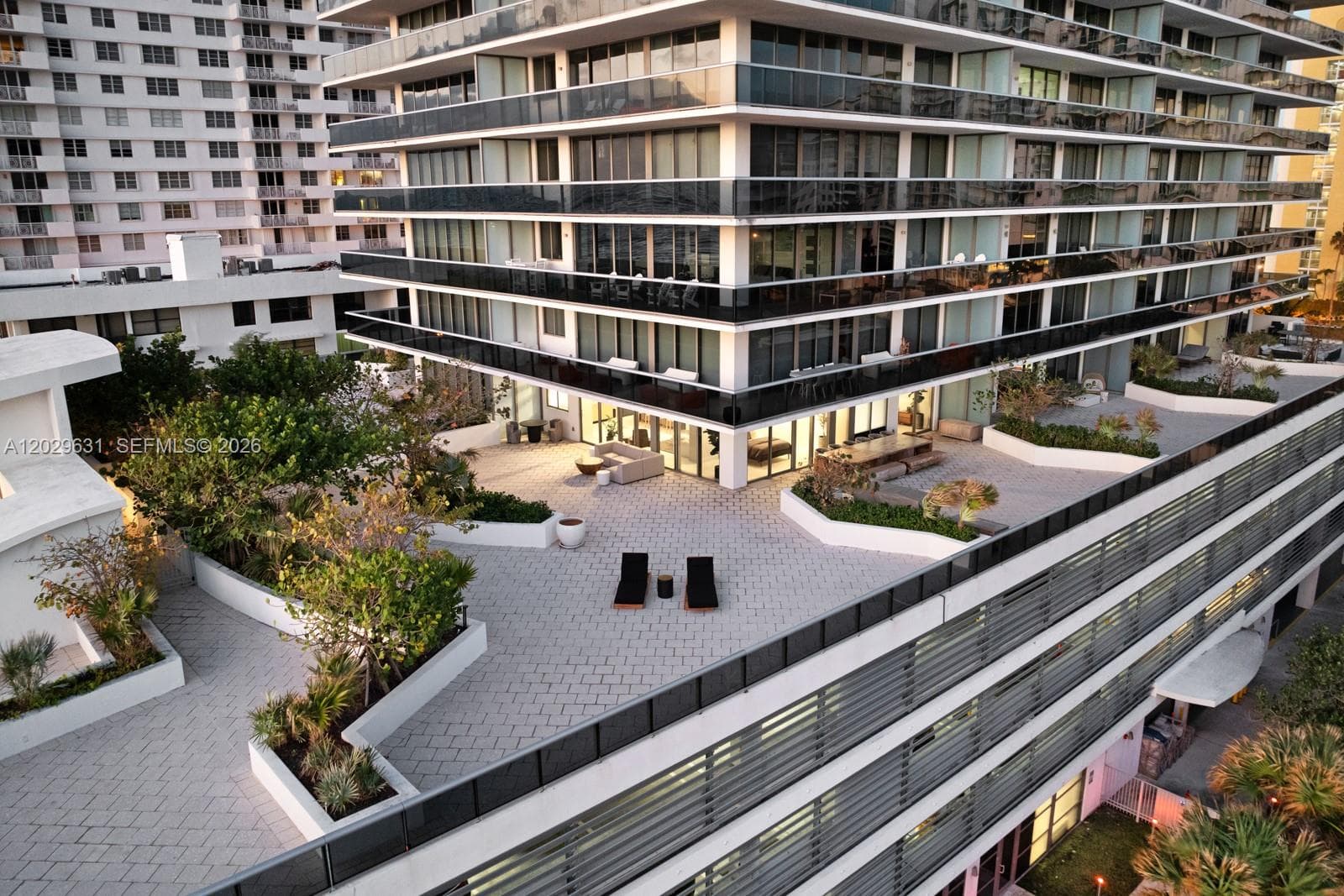5875 Collins Ave # 501, Miami Beach, FL 33140 photo 2