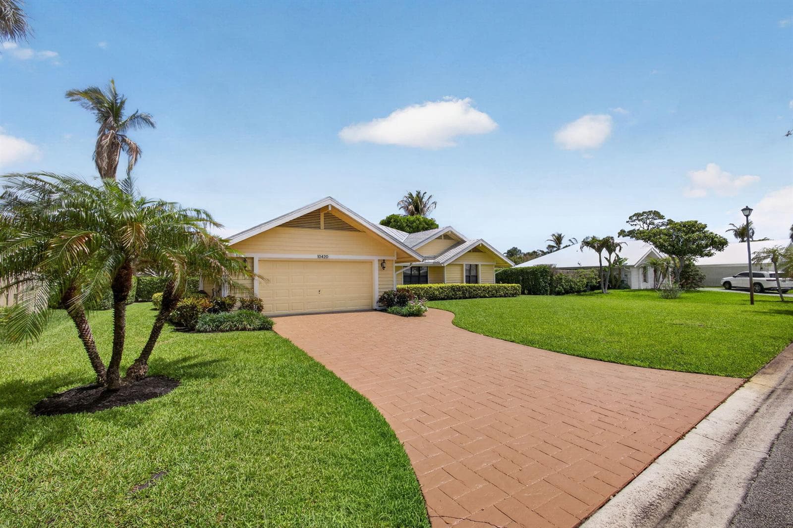 10420 SE Jupiter Narrows Drive, Hobe Sound, FL 33455 photo 4