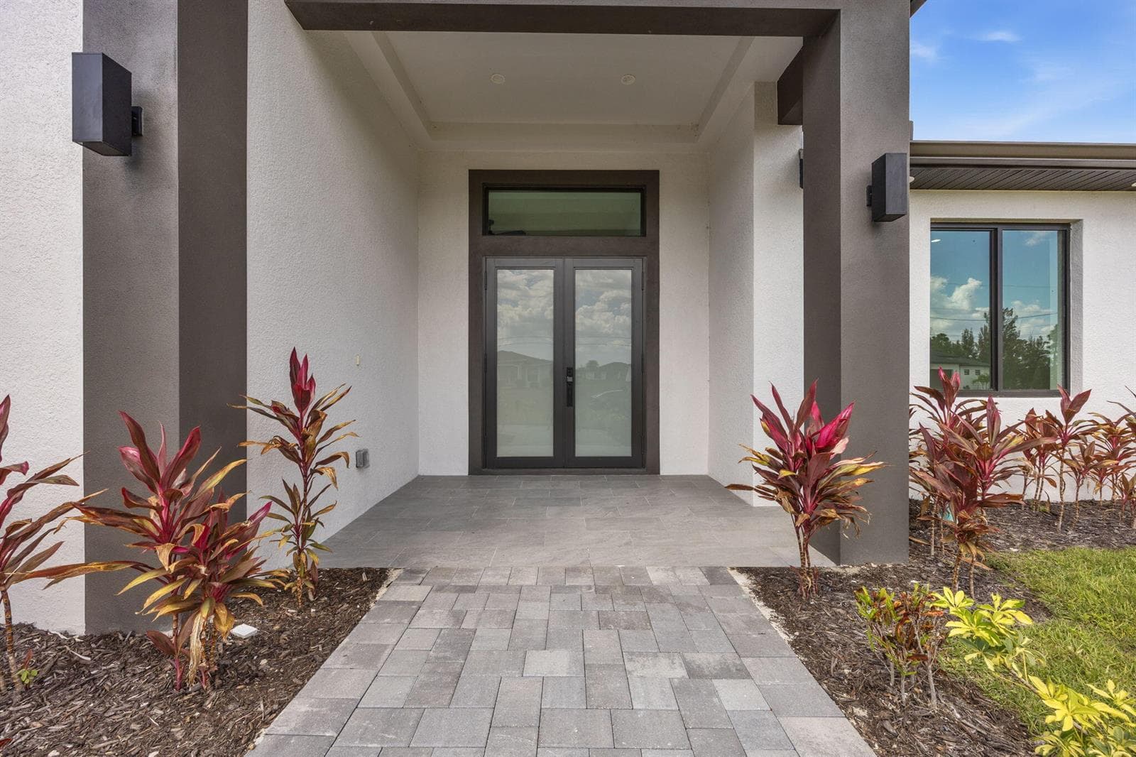 2015 NW 21st Street, Cape Coral, FL 33993 photo 4