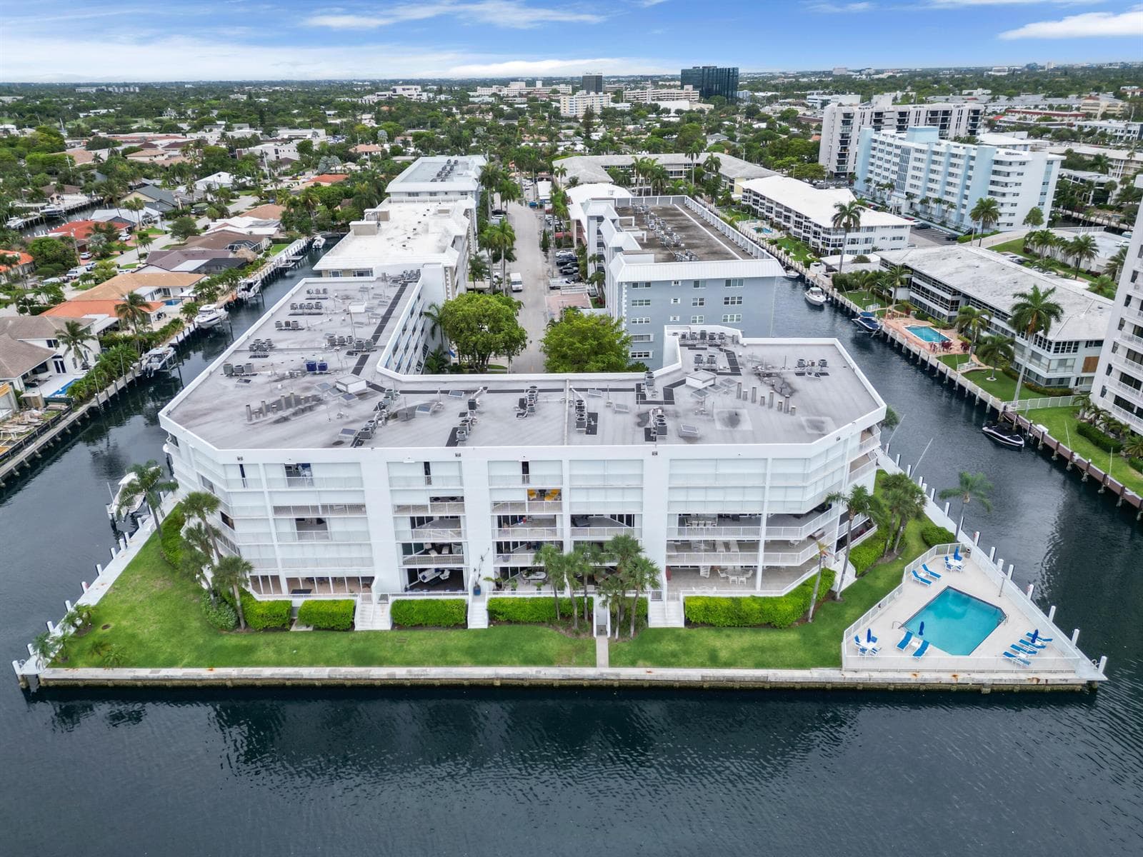 3100 NE 47th Court # 305, Fort Lauderdale, FL 33308 photo 2