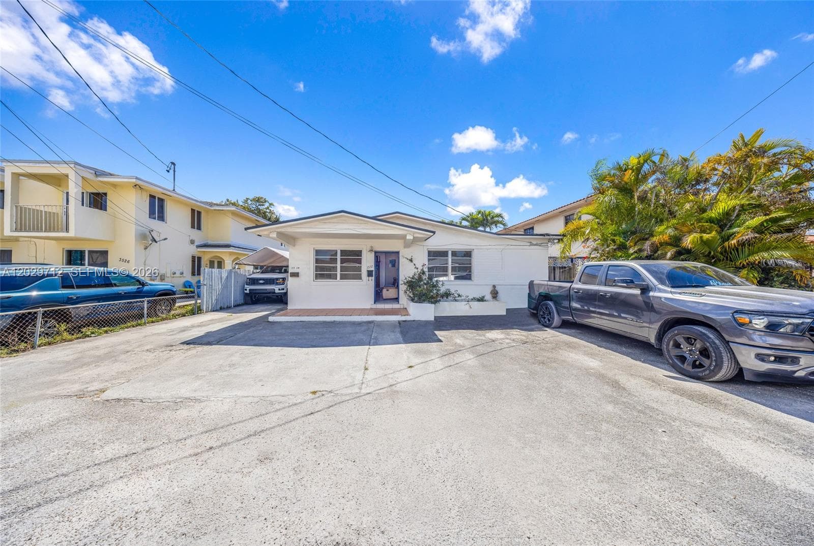 3532 NW 4th Ter, Miami, FL 33125 photo 2