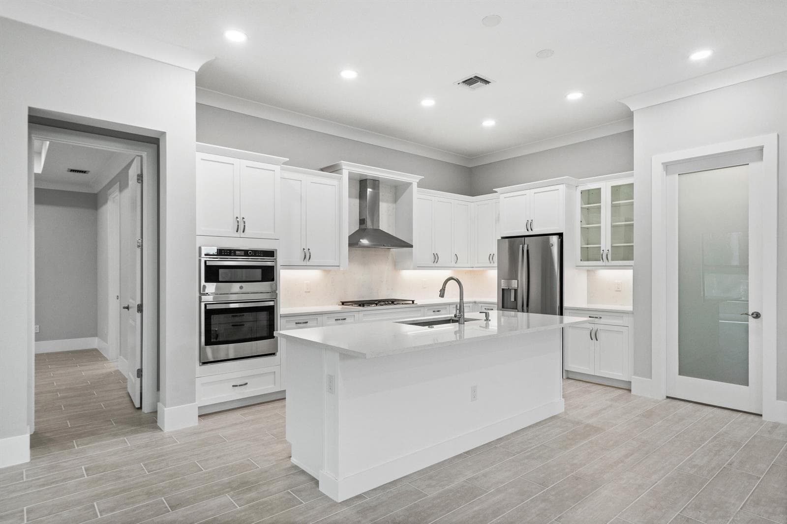 692 Ravens Landing Drive, Vero Beach, FL 32968 photo 4