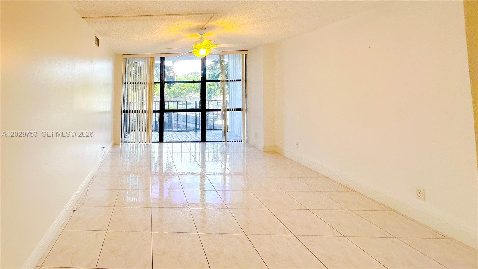 800 Parkview Dr # 323, Hallandale Beach, FL 33009 photo 5