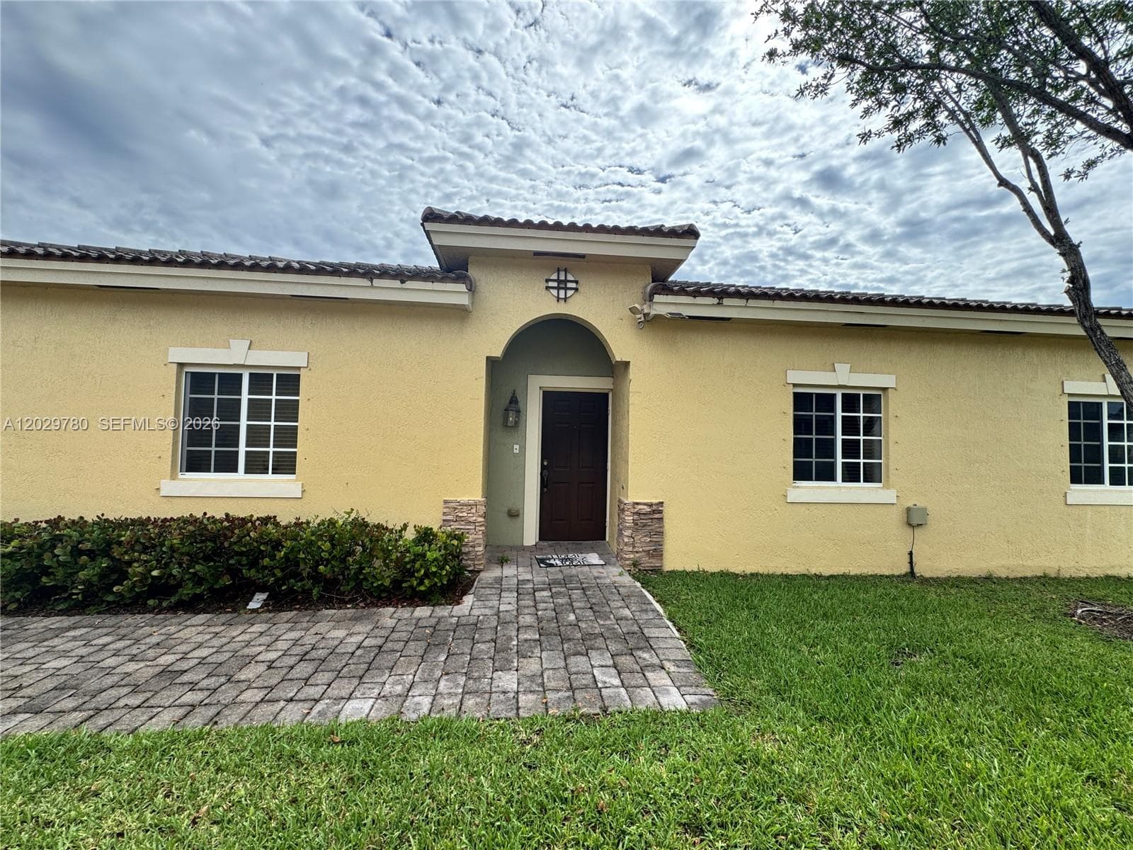3384 NE 11th Dr, Homestead, FL 33033 photo 3