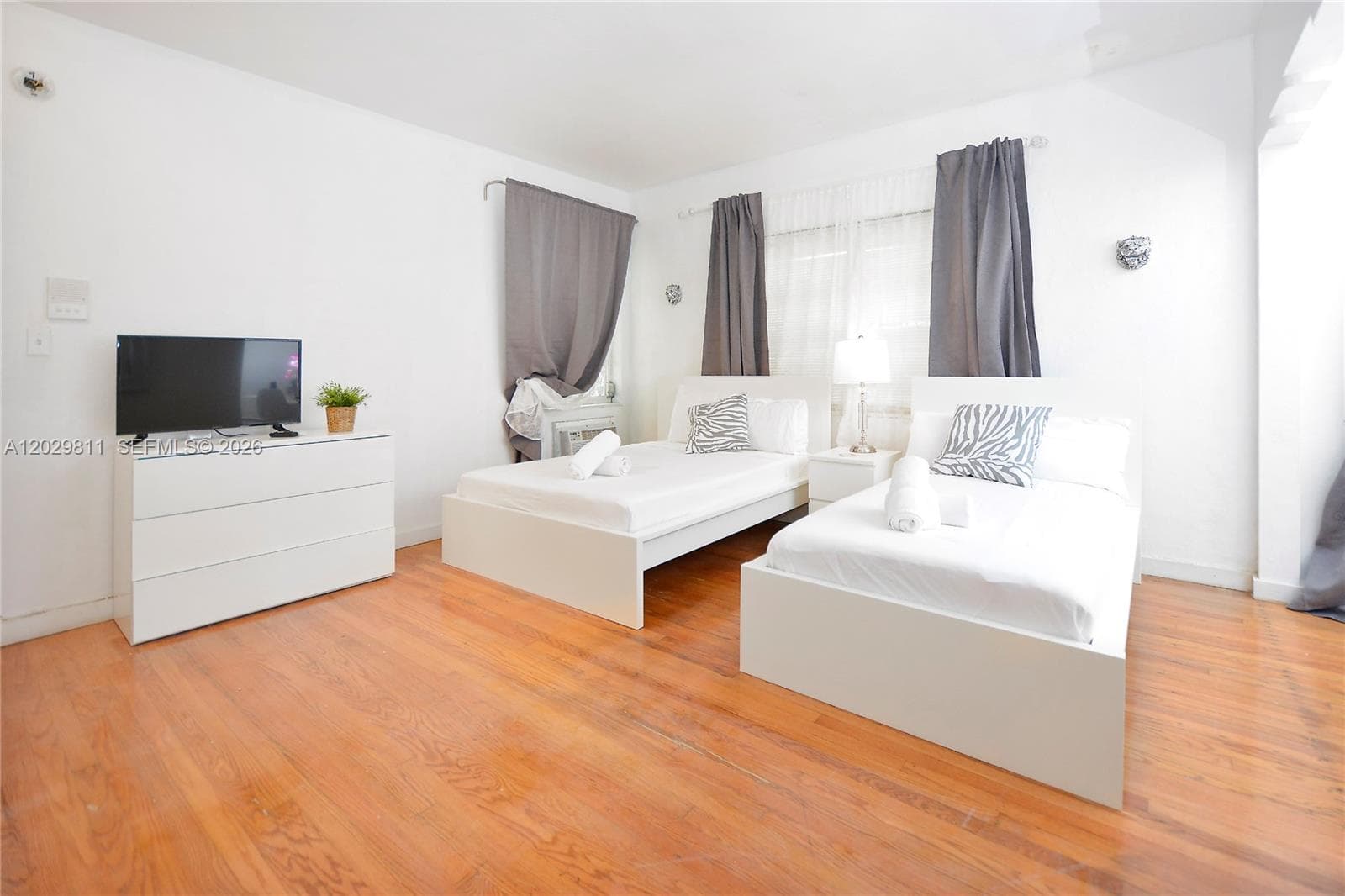 1021 Euclid Ave # 1, Miami Beach, FL 33139 photo 3