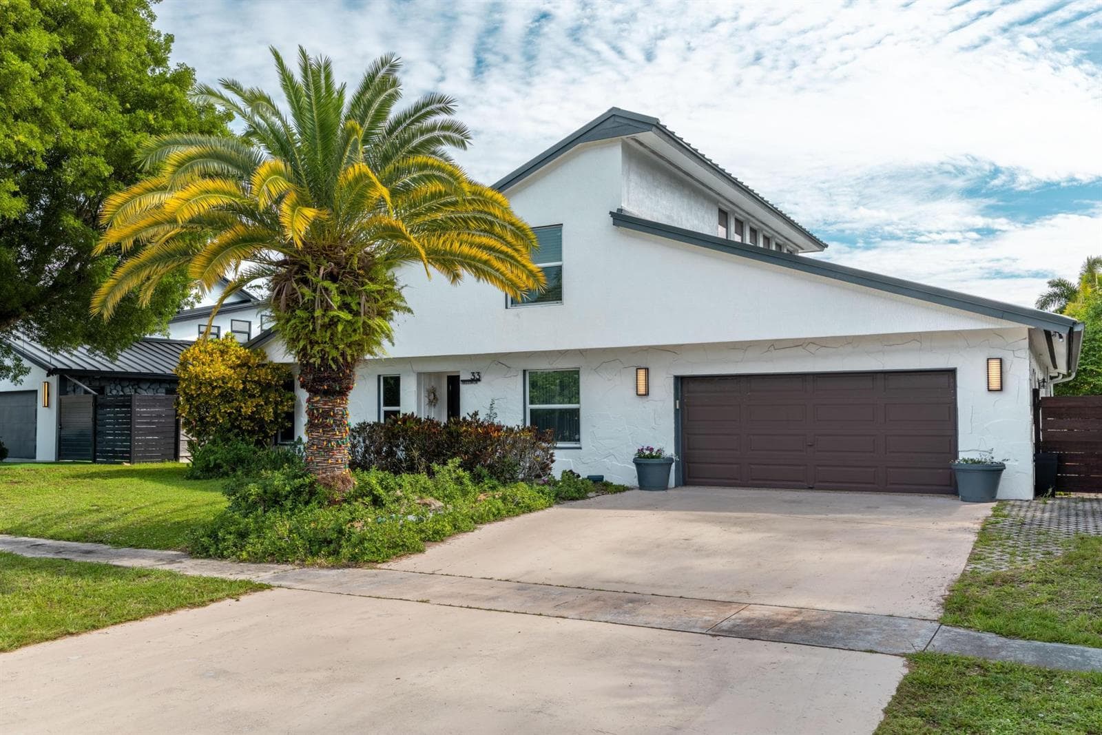 33 Oregon Lane, Boca Raton, FL 33487 photo 2