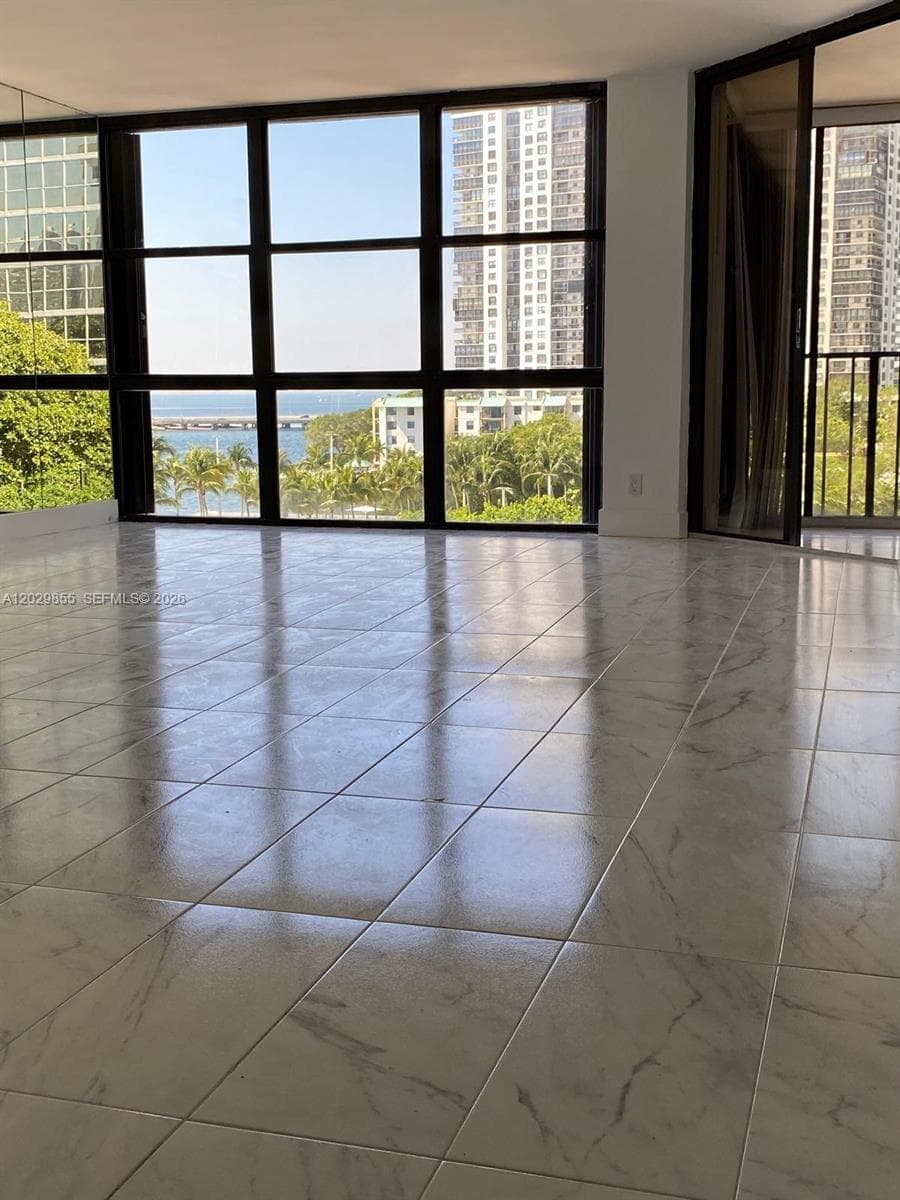 1925 Brickell Ave # D610, Miami, FL 33129 photo 5