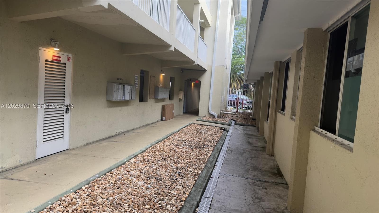 1025 SW 7th Ave # 6, Miami, FL 33130 photo 4
