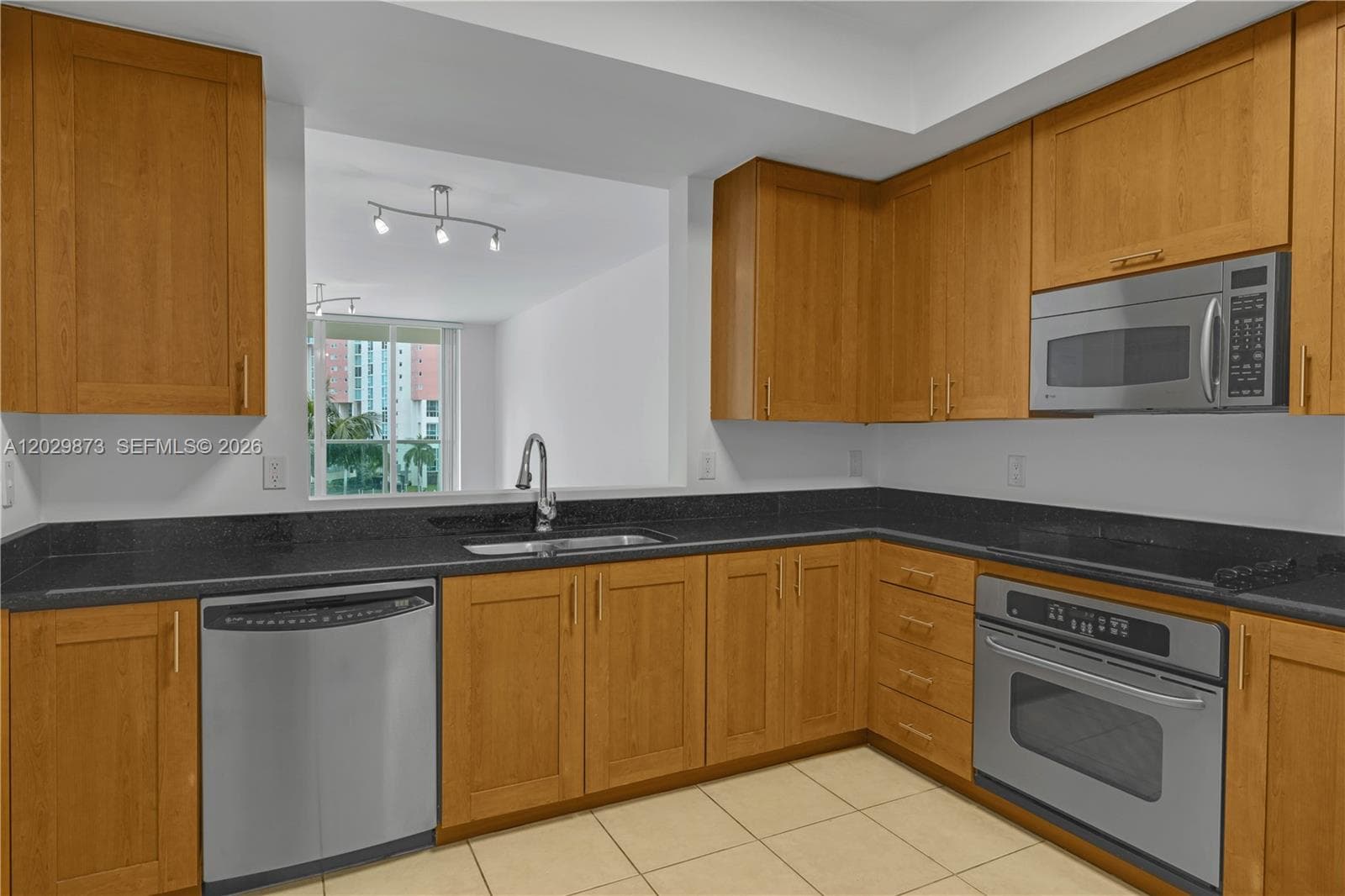 3340 NE 190th St # 503, Aventura, FL 33180 photo 3