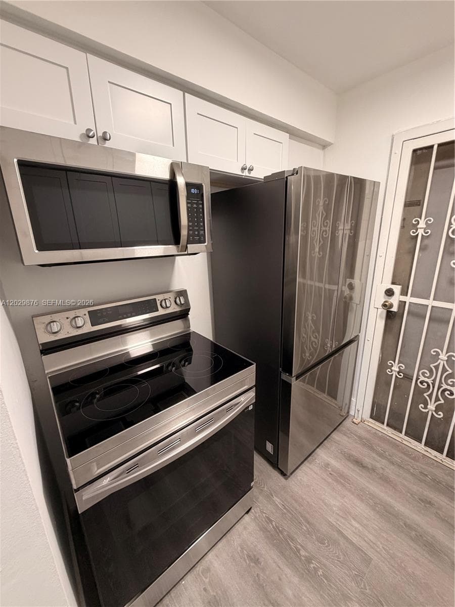 12195 W Dixie Hwy # 6E, North Miami, FL 33161 photo 3