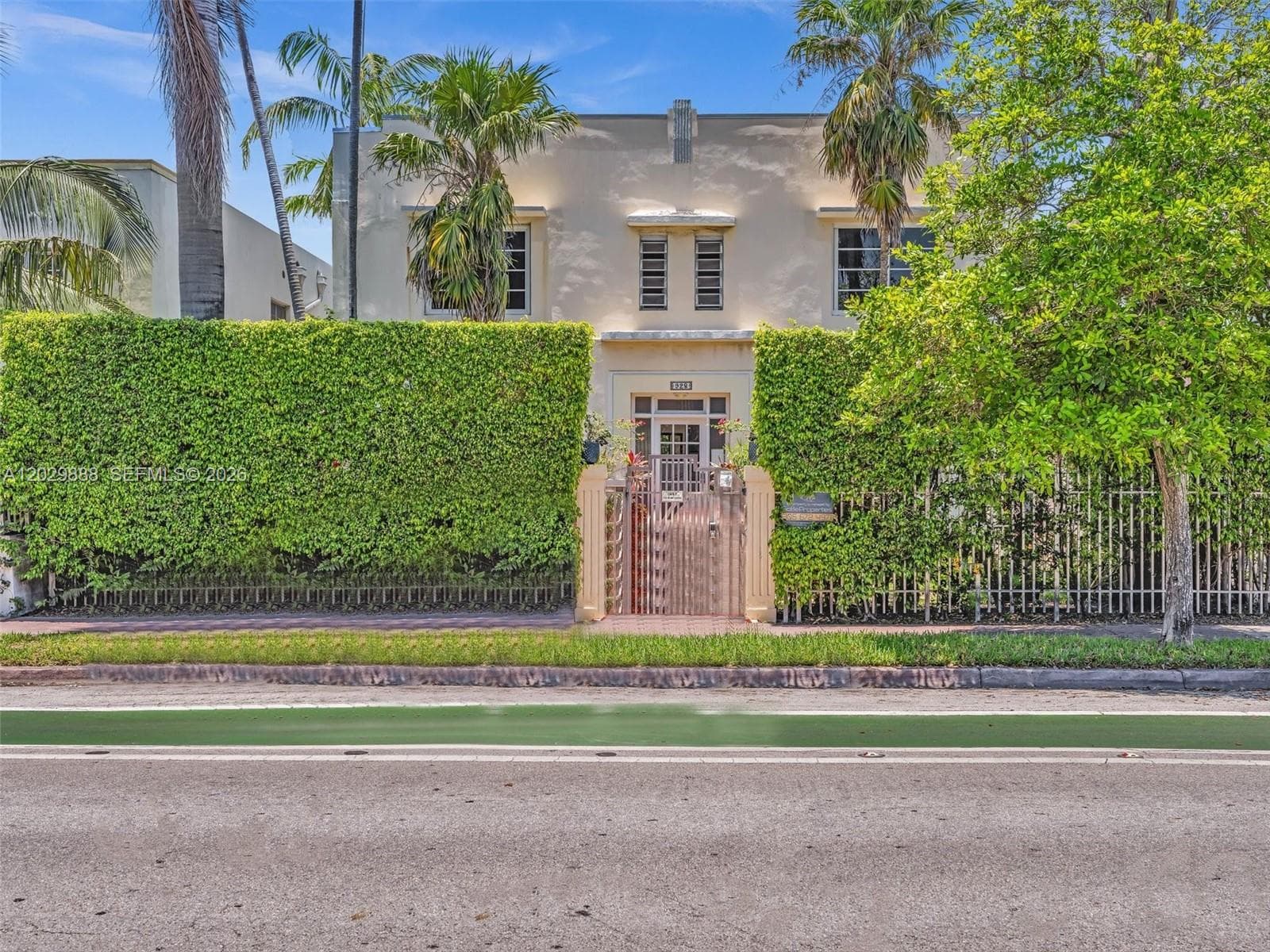 928 Euclid Ave # 2, Miami Beach, FL 33139 photo 2