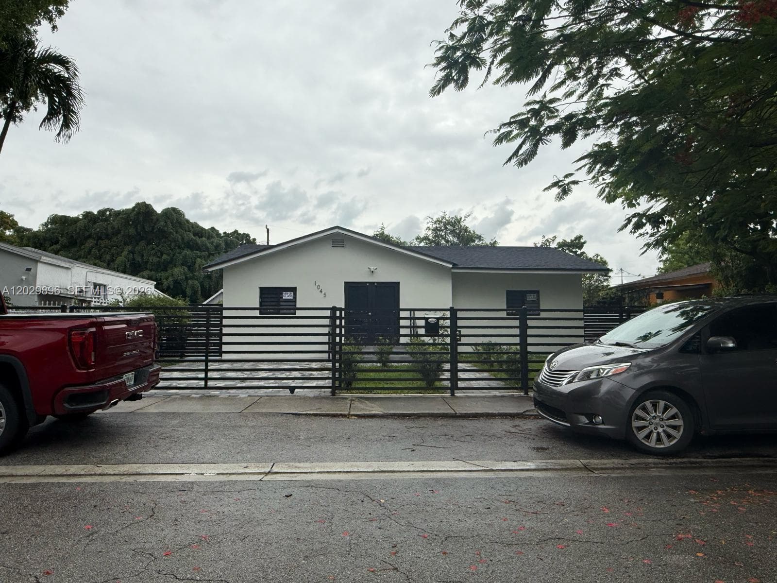1045 NW 58th Ter, Miami, FL 33127 photo 2