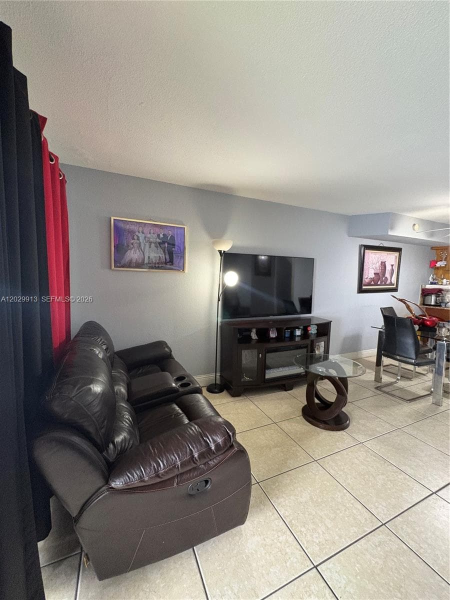 2778 W 60th St # 45, Hialeah, FL 33016 photo 5