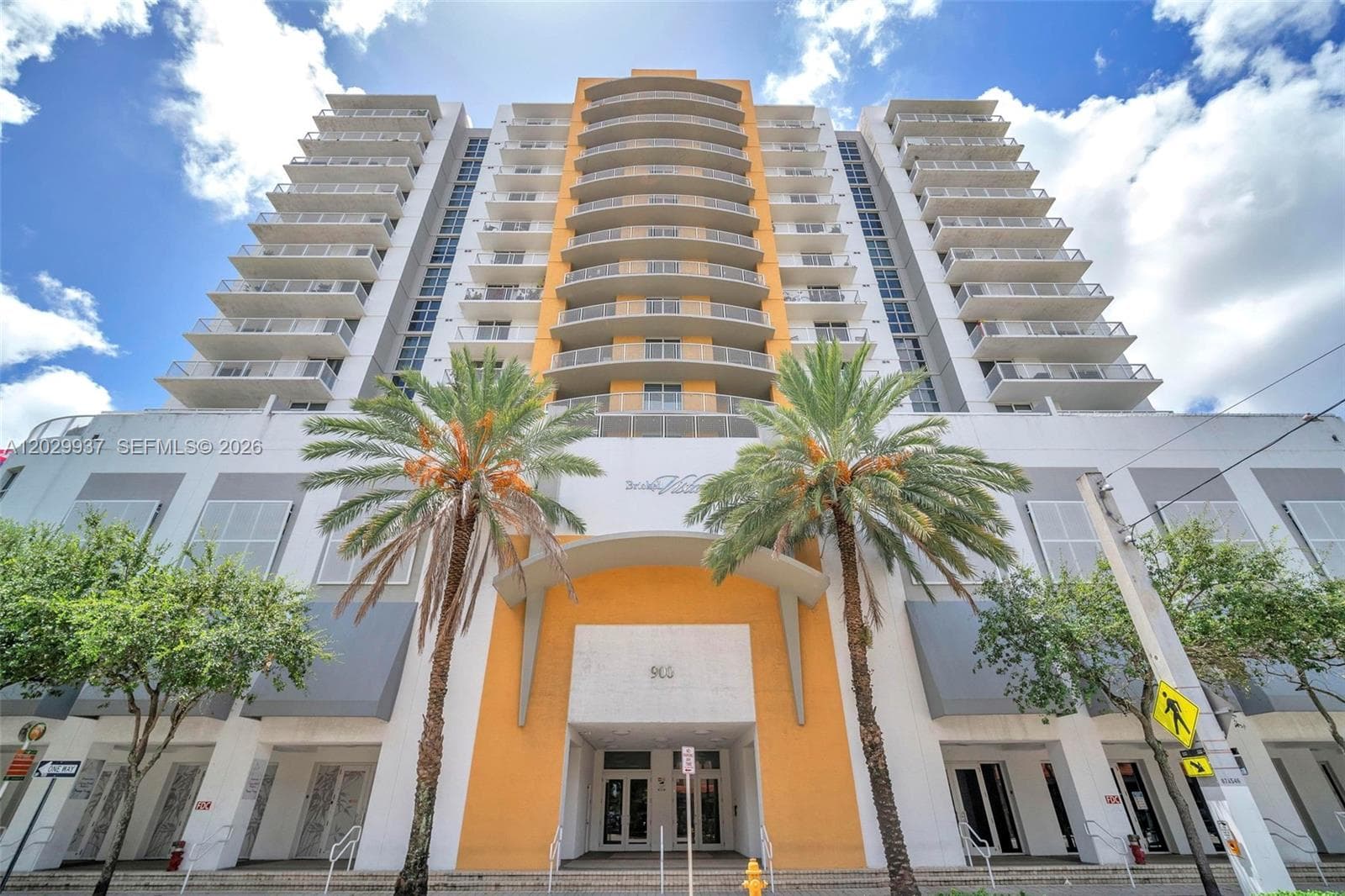 900 SW 8th St # 1103, Miami, FL 33130 photo 3