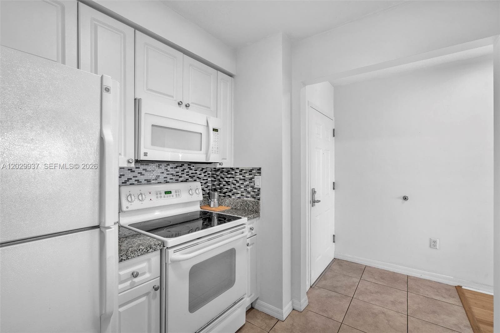 900 SW 8th St # 1103, Miami, FL 33130 photo 5
