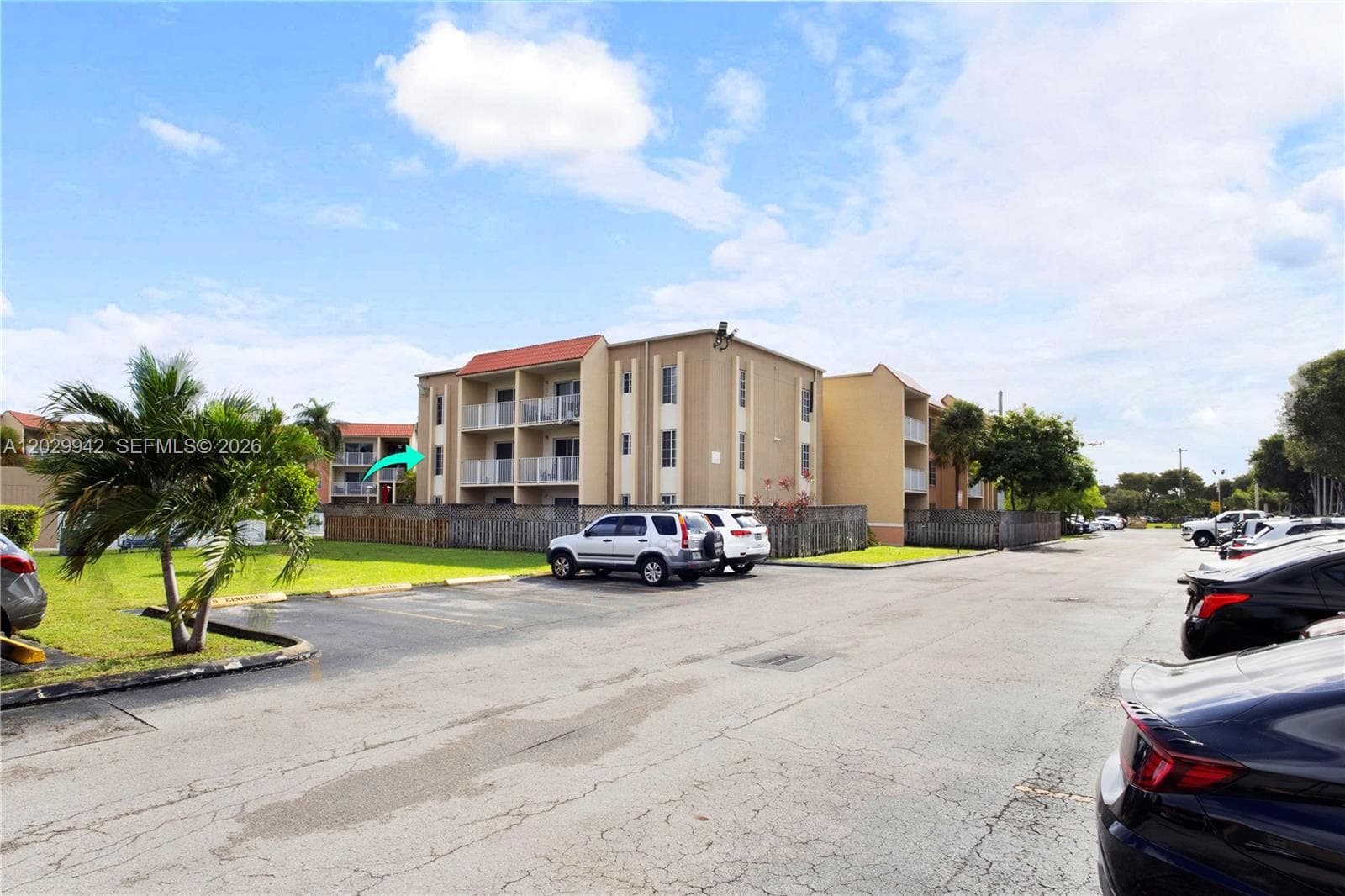 5201 Geneva Way # 211, Doral, FL 33166 photo 2