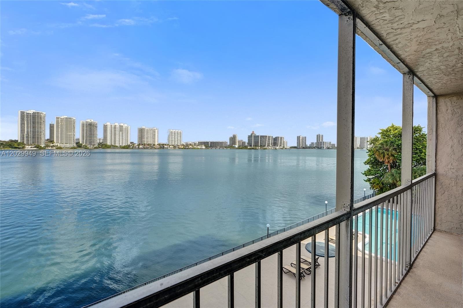 17500 N Bay Rd # S403, Sunny Isles Beach, FL 33160 photo 2