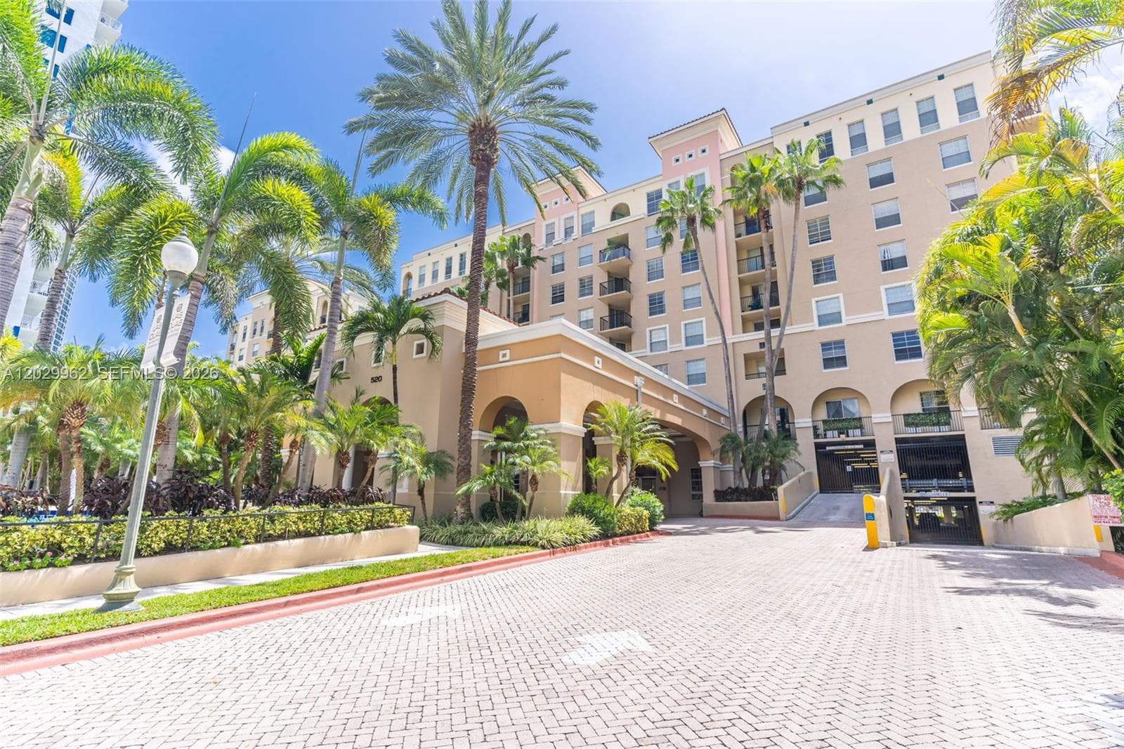 520 SE 5th Ave # 1307, Fort Lauderdale, FL 33301 photo 2