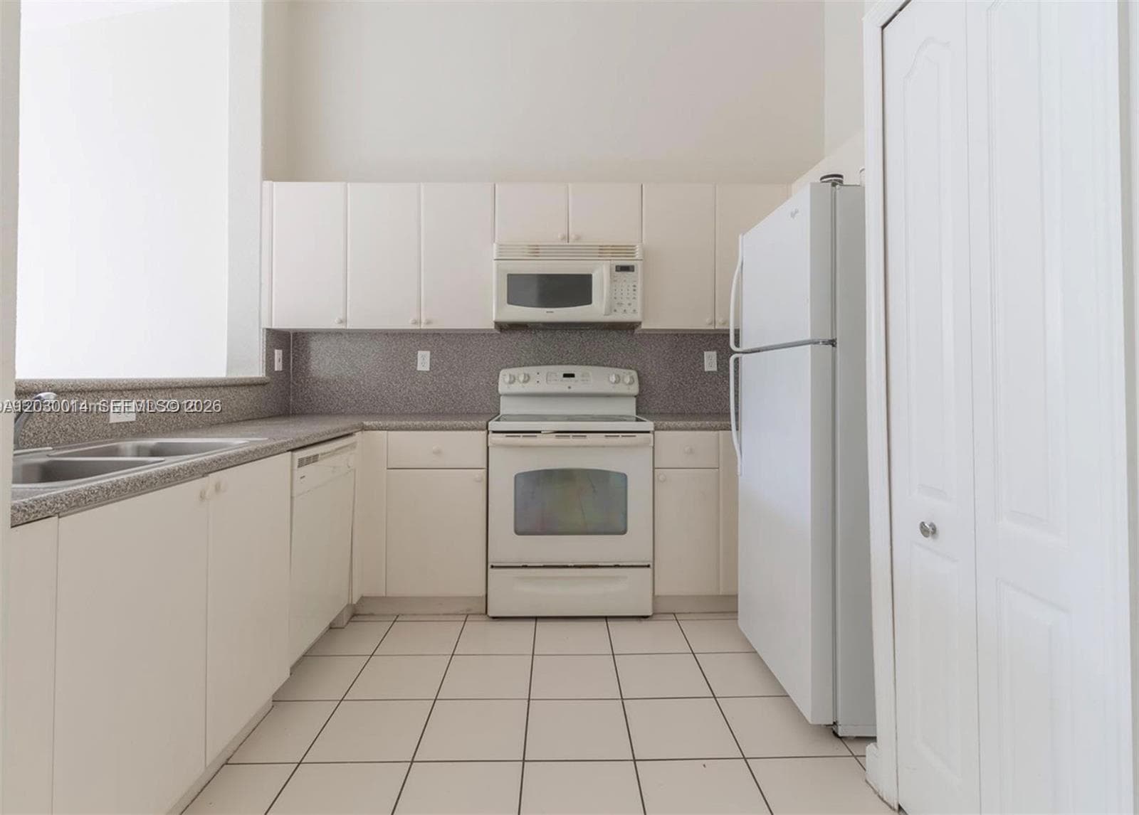 2755 SE 16th Ave # 202, Homestead, FL 33035 photo 4