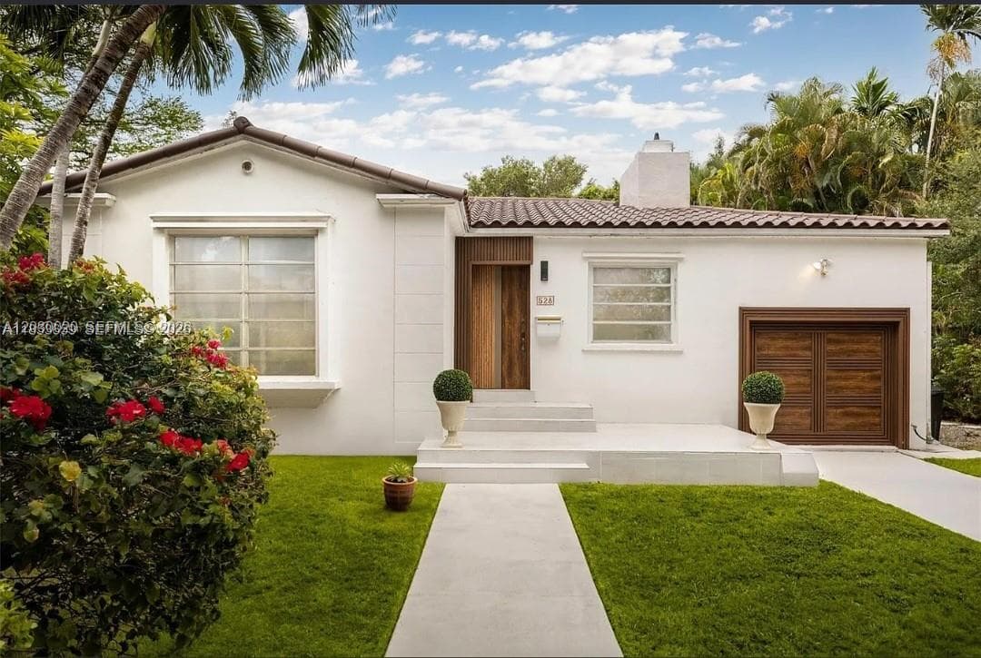 528 Sevilla Ave, Coral Gables, FL 33134 photo 2