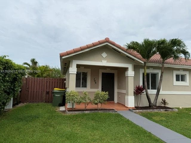 706 SE 14th Ave, Homestead, FL 33033 photo 2