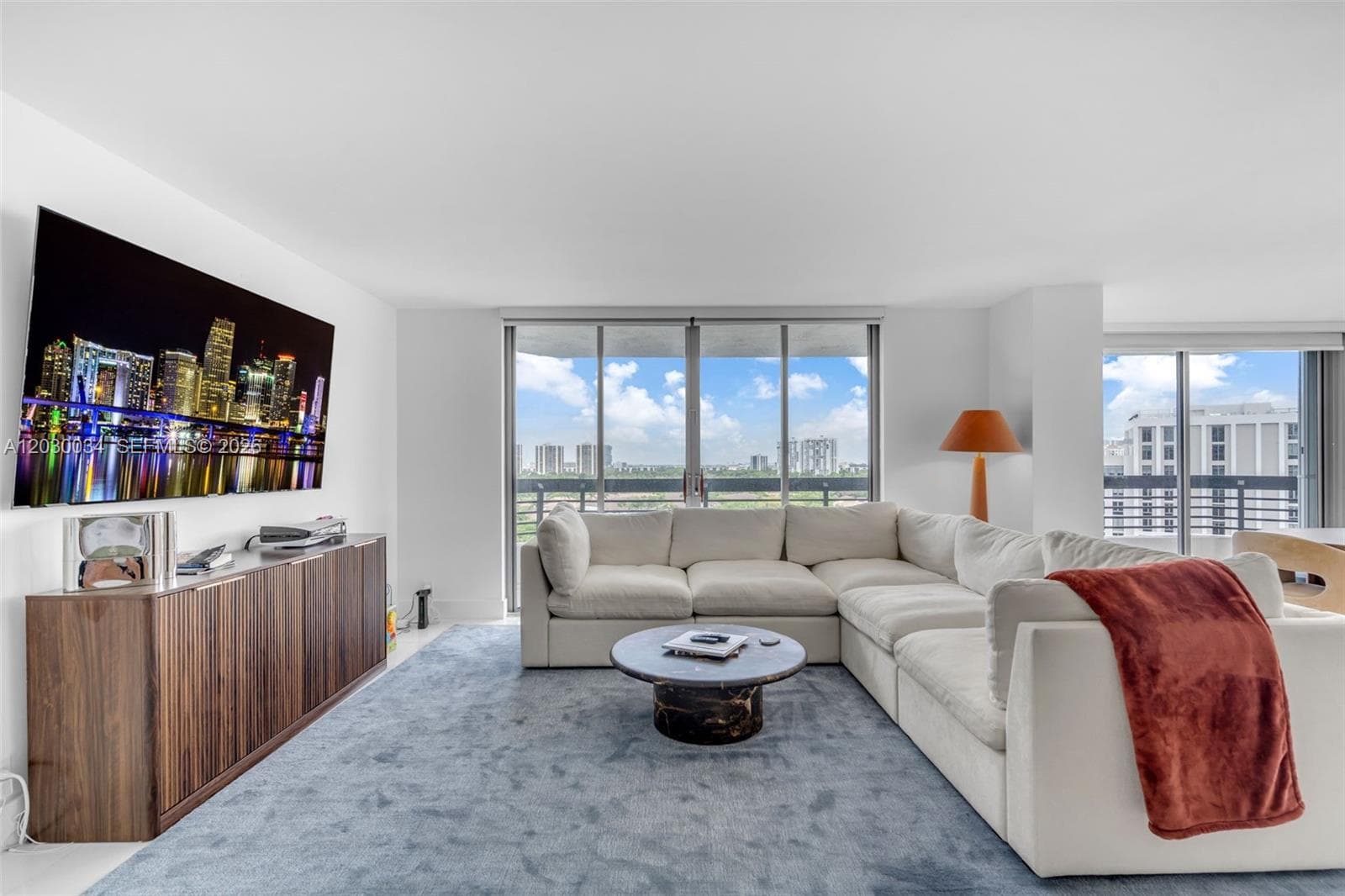 3500 Mystic Pointe Dr # 1205, Aventura, FL 33180 photo 4