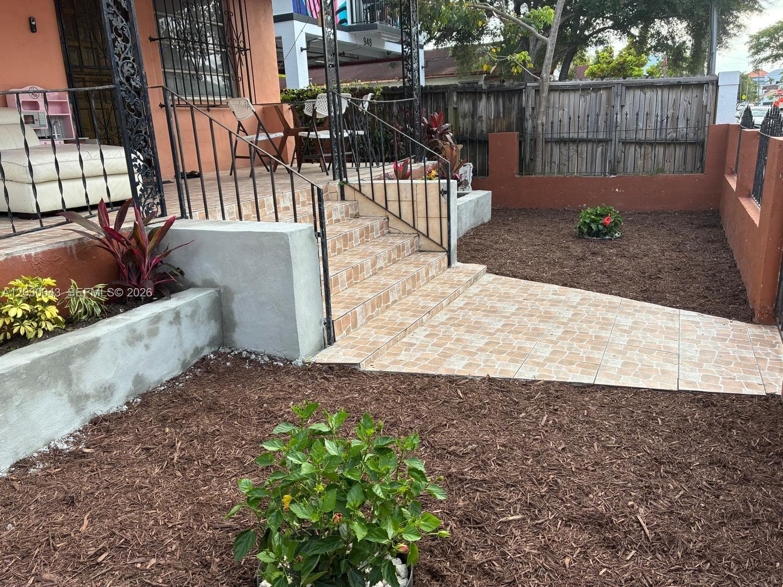 934 SW 3rd St, Miami, FL 33130 photo 2