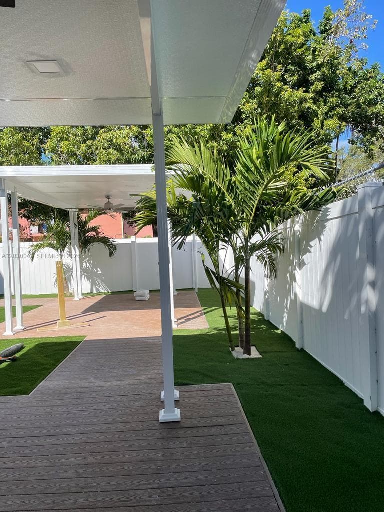 331 SW 11th Ave, Miami, FL 33130 photo 5