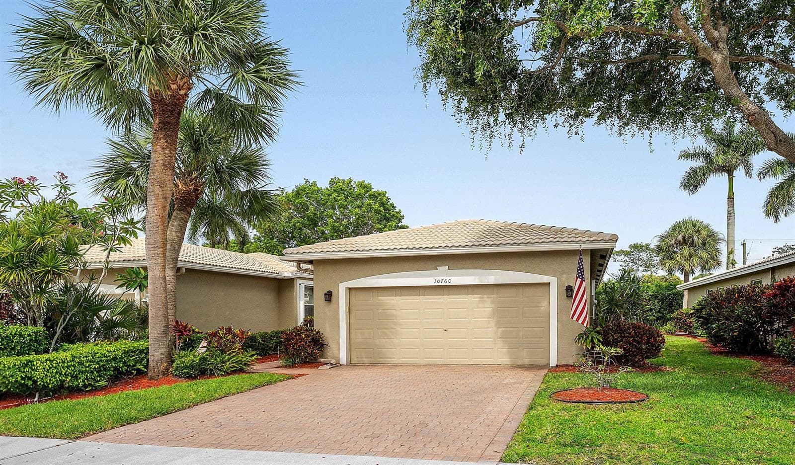 10760 Royal Caribbean Circle, Boynton Beach, FL 33437 photo 2