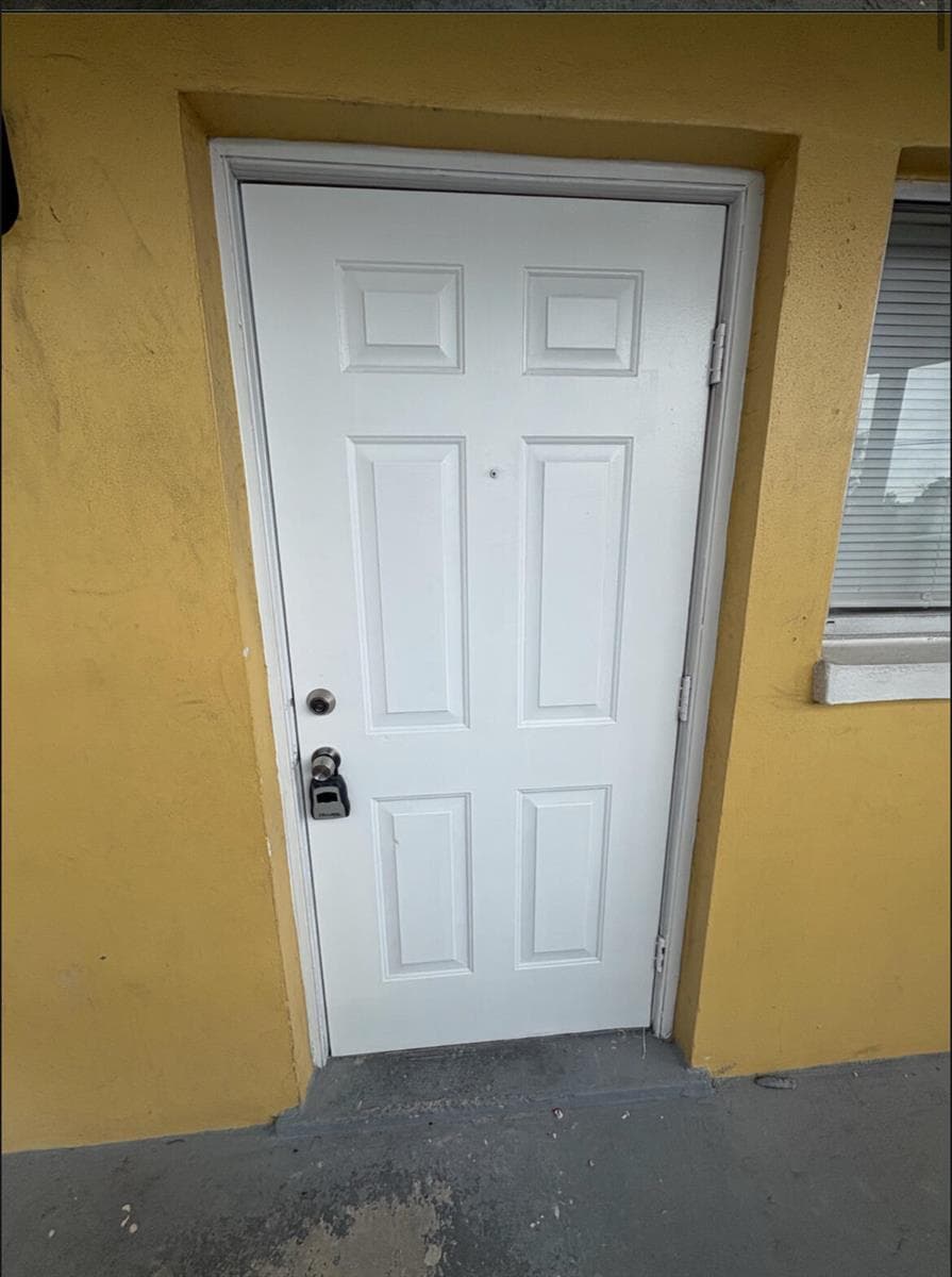 1501 Crescent Circle # E39, Lake Park, FL 33403 photo 2