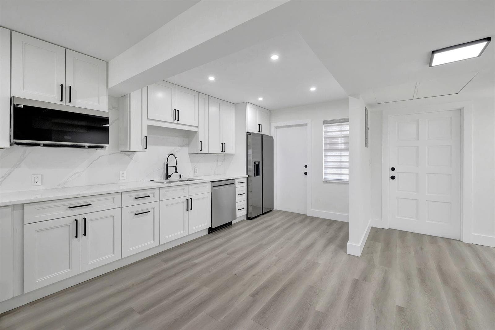 3050 N Palm Aire Drive # 704, Pompano Beach, FL 33069 photo 3