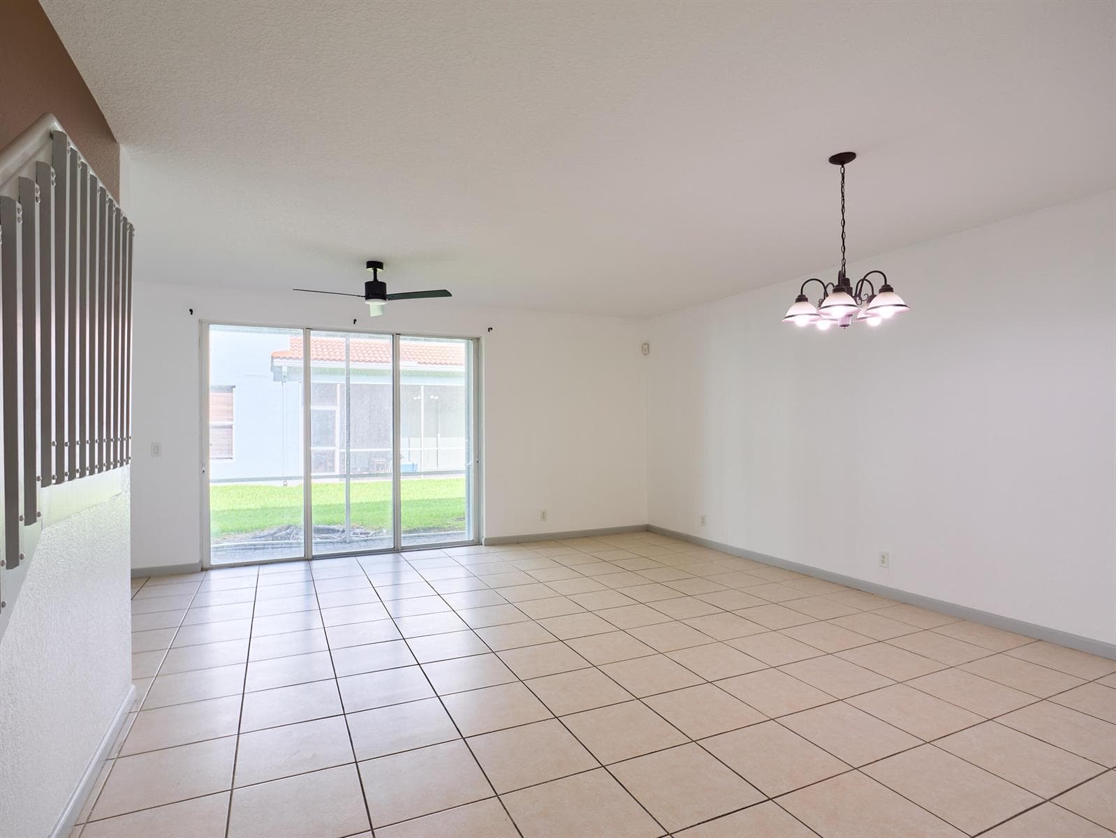 2052 Oakhurst Way, Riviera Beach, FL 33404 photo 4