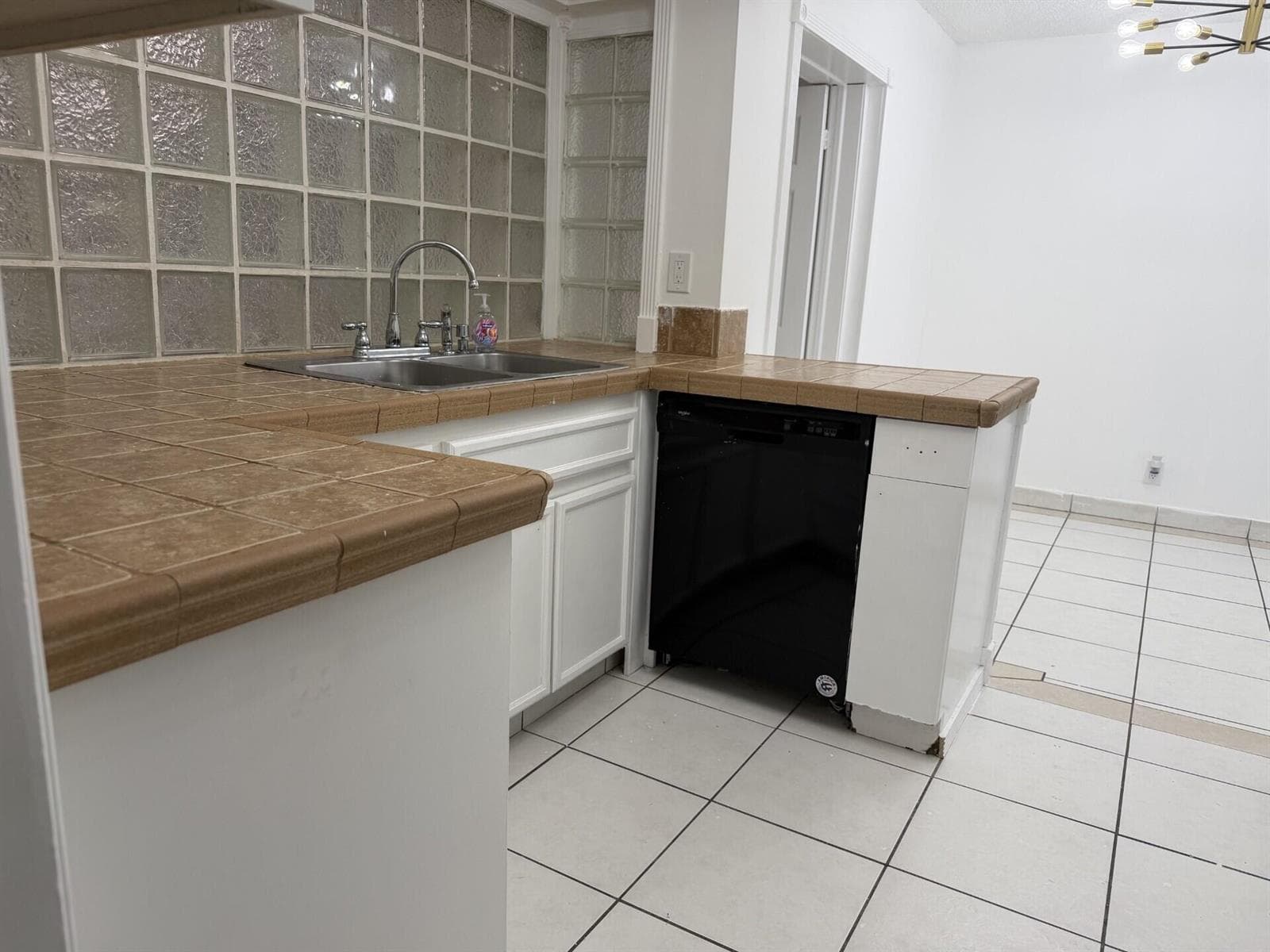 7315 NW 57th Place, Tamarac, FL 33321 photo 4