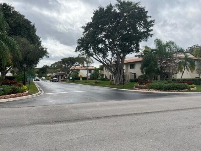 8436 Cypress Lane # 7d, Boca Raton, FL 33433 photo 2