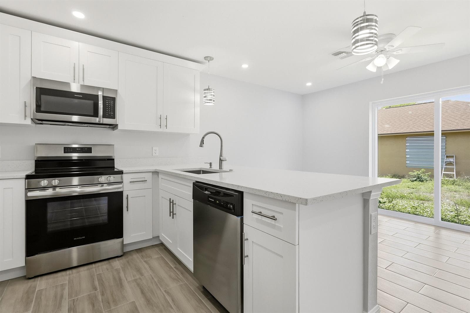 2955 Dunbar Street # Unit B, Fort Myers, FL 33916 photo 4