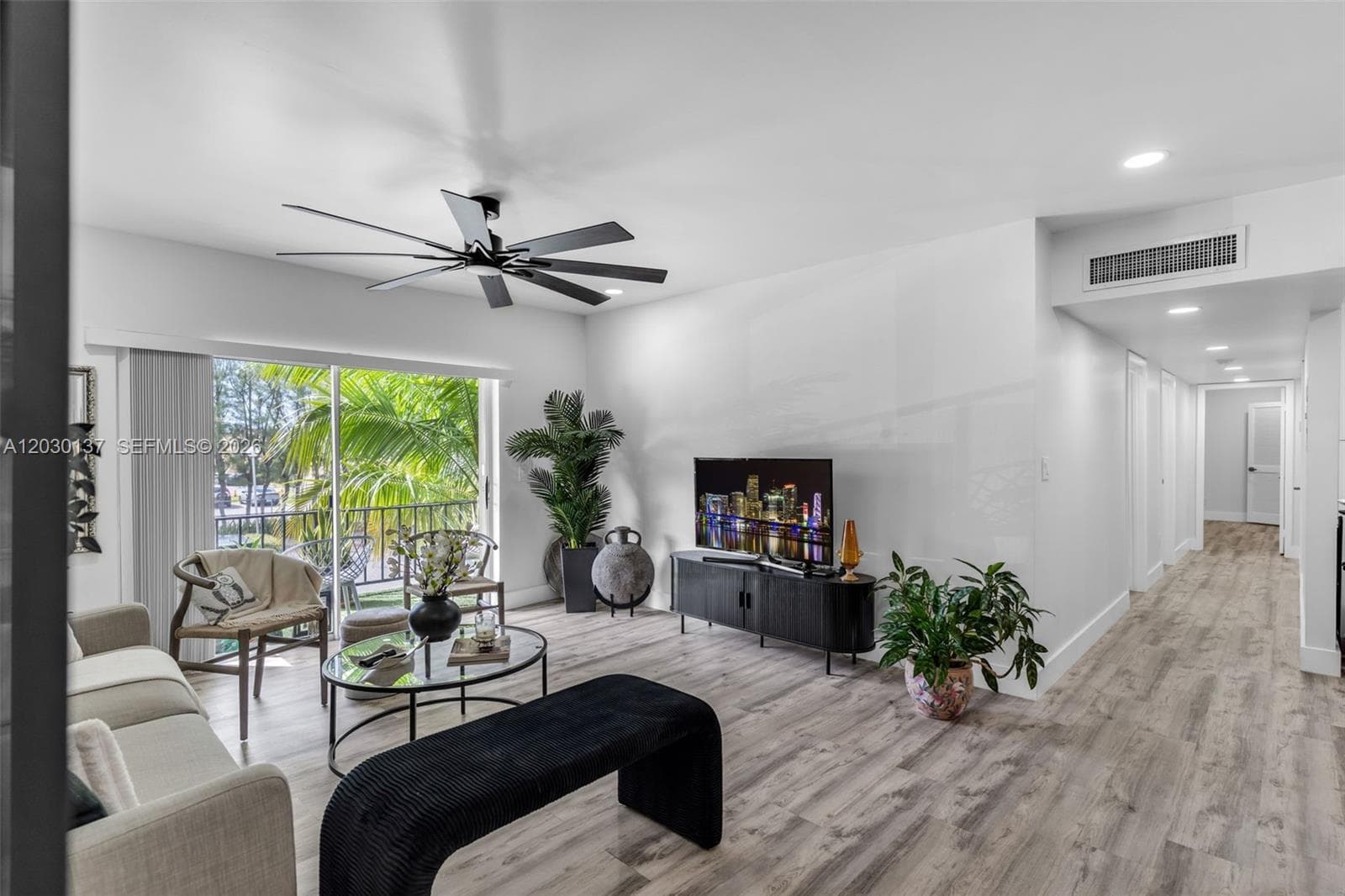 13726 SW 90th Ave # 28, Miami, FL 33176 photo 2