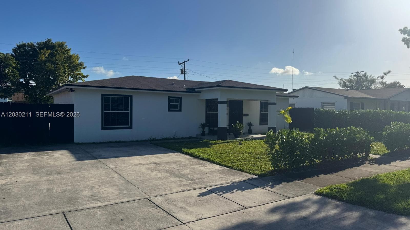 50 NE 209th Ter, Miami Gardens, FL 33179 photo 2