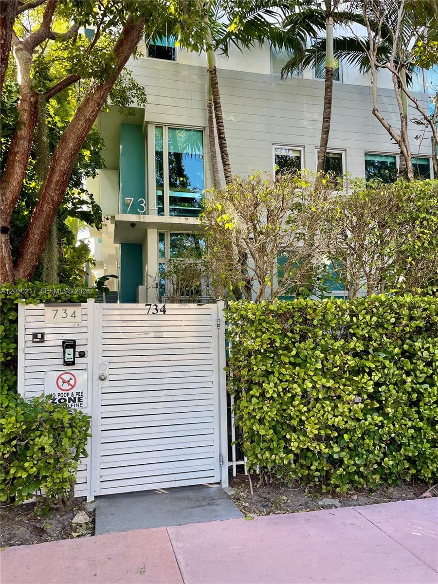 734 Michigan Ave, Miami Beach, FL 33139 photo 3