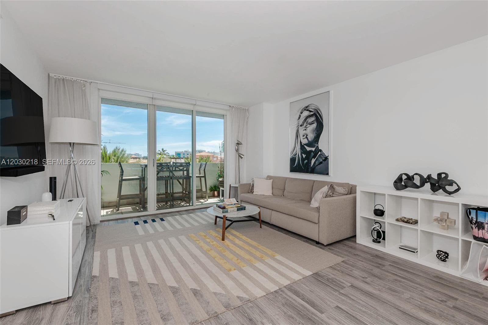 90 Alton Rd # 607, Miami Beach, FL 33139 photo 3
