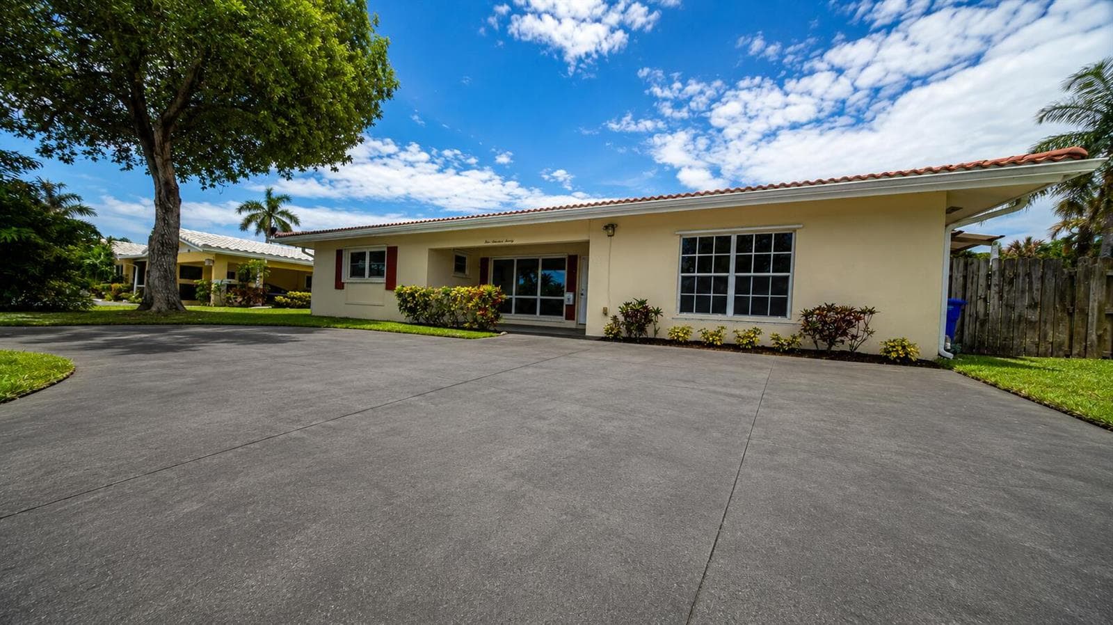 420 SE 4th Court, Pompano Beach, FL 33060 photo 3