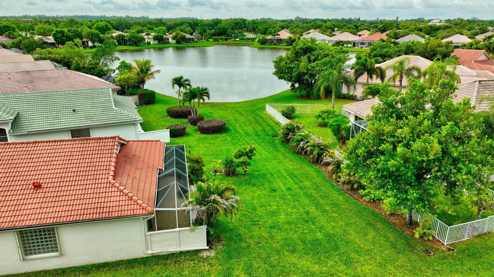 2752 Clipper Circle, West Palm Beach, FL 33411 photo 2