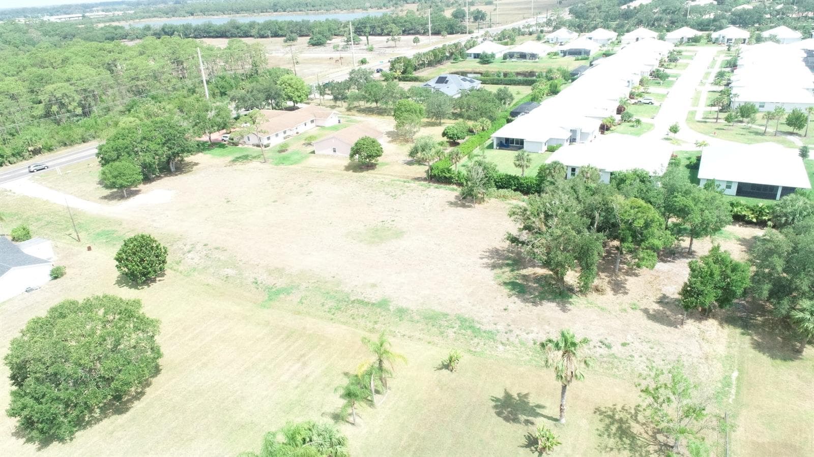 4716 58th Avenue, Vero Beach, FL 32967 photo 2