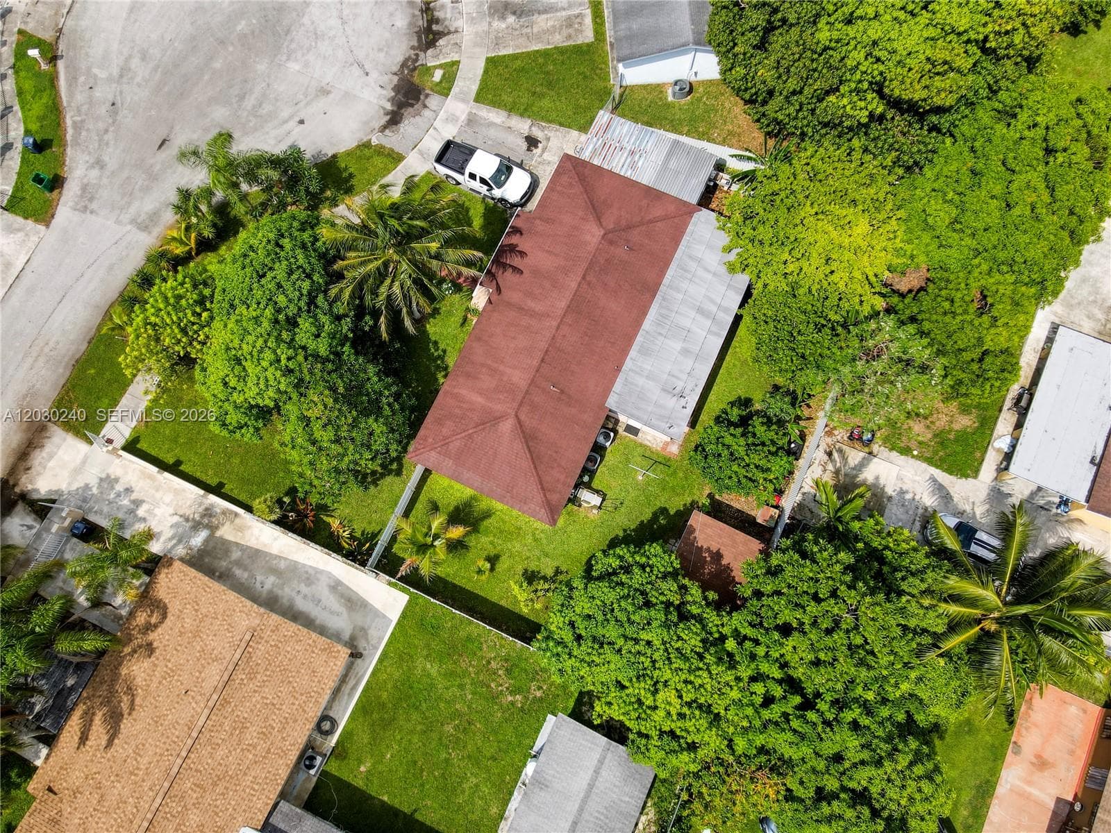 15825 SW 305th Ter, Homestead, FL 33033 photo 2