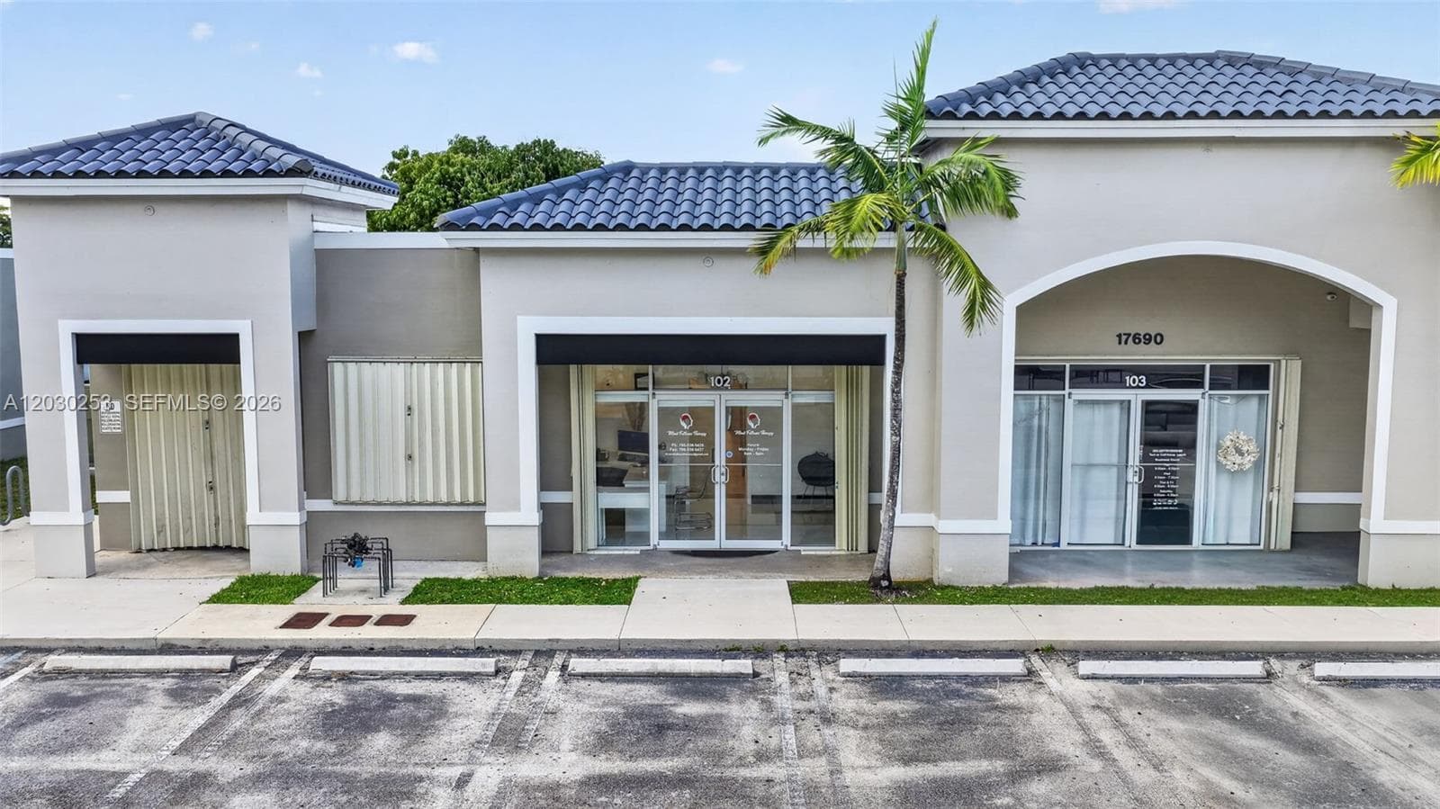 17690 NW 78th Ave, Hialeah, FL 33015 photo 2