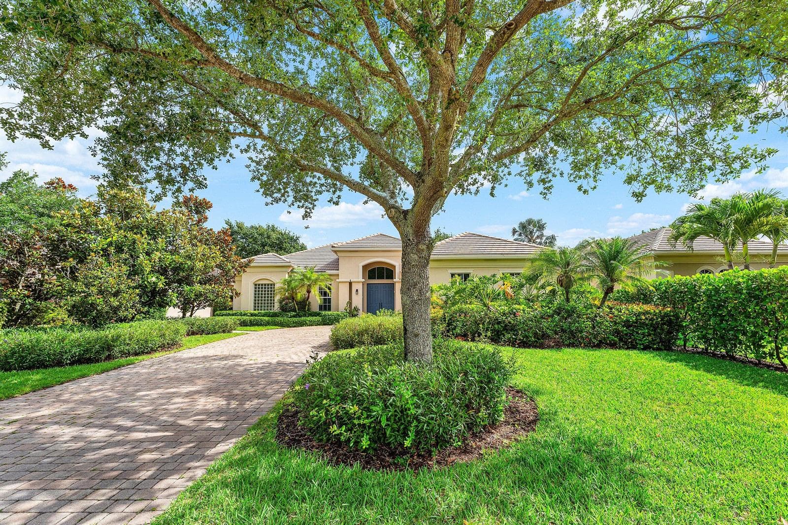 2068 Wightman Drive, Wellington, FL 33414 photo 3