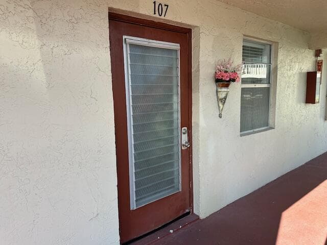 21 Abbey Lane # 107, Delray Beach, FL 33446 photo 2